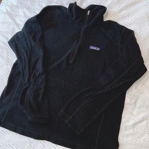 Patagonia women’s black lightweight quarter zip size medium
